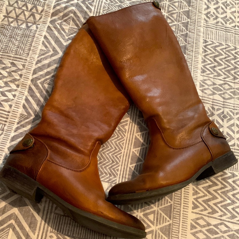 Brown boots